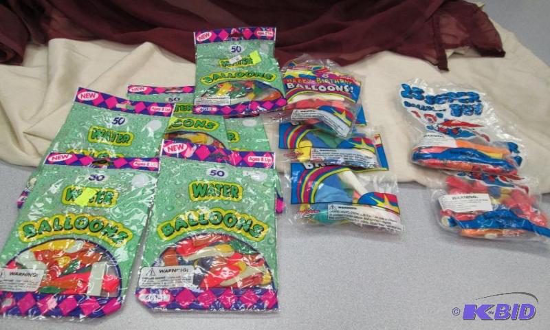 Qty 12 water balloons, Super Balloon buy, and...