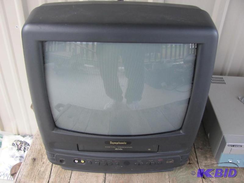 13 TV with built in VHS player