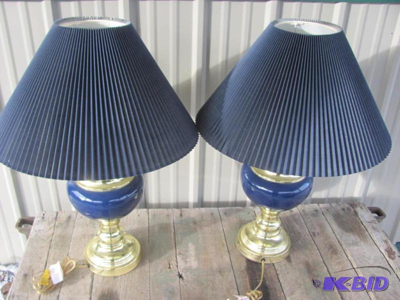 Pair of table lamps
