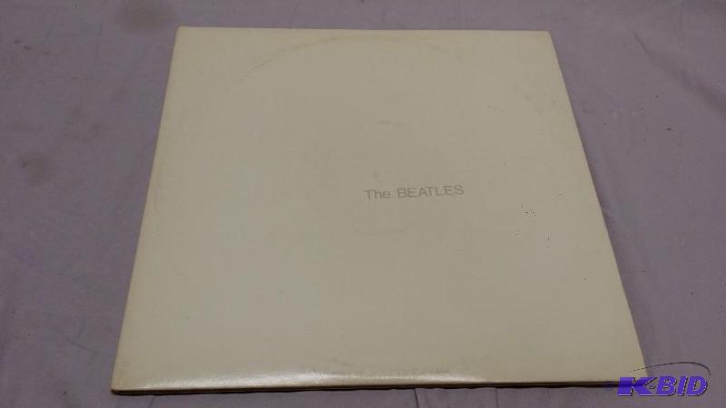 Beatles white album includes poster and photo...