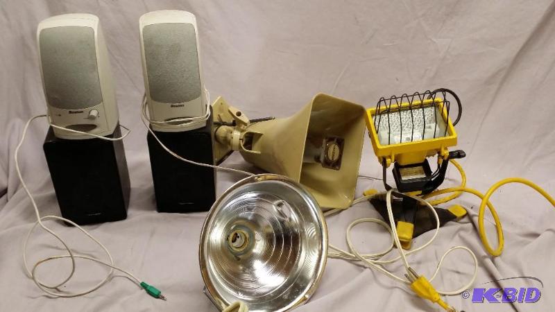 Garage lights, an electric bull horn and 4 co...