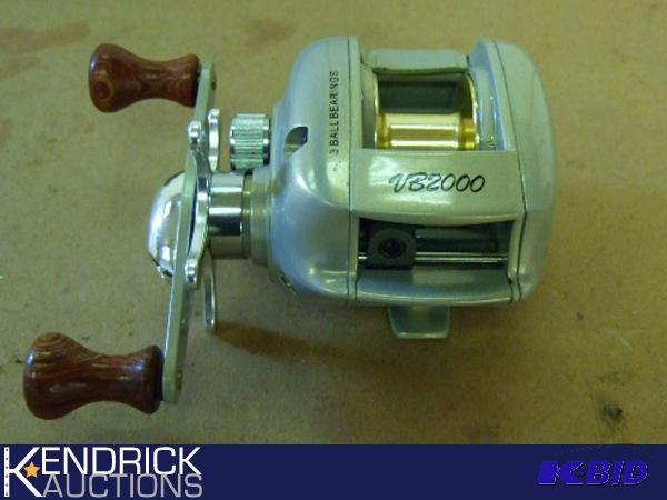 13 New VB 2000 Fishing Reels