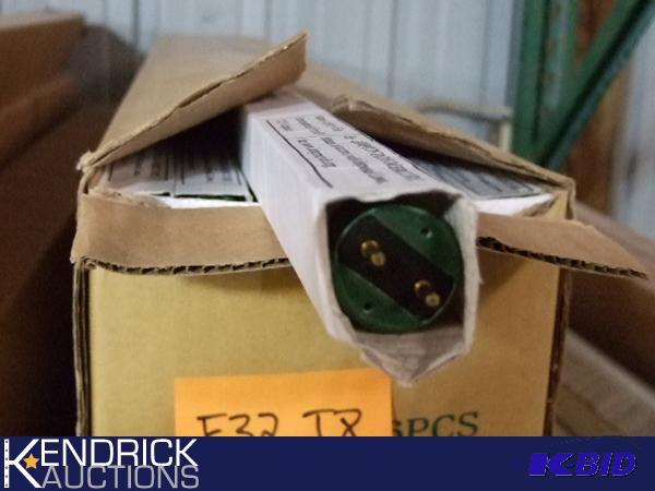 72 - 4 New Light Bulbs F32 T8 830