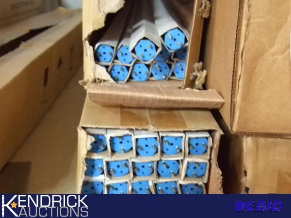 36 - 4 New Light Bulbs F30 T55 840 E952