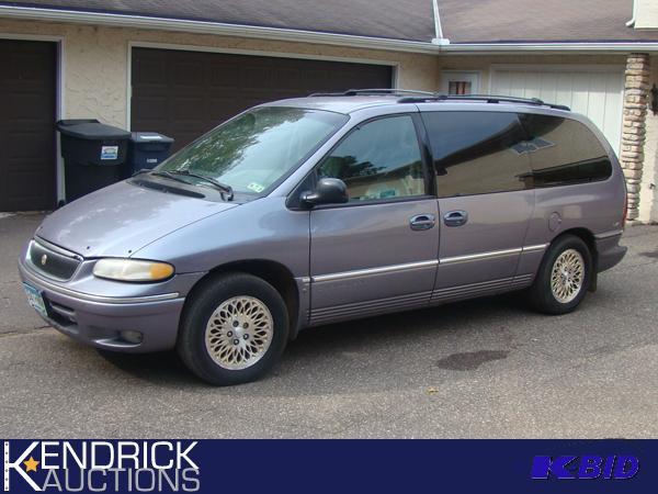 1997 Chrysler Town and Country LXI Minivan