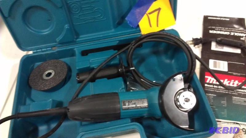 lot 17 image: Makita 4" Angle Grinder with case and on...