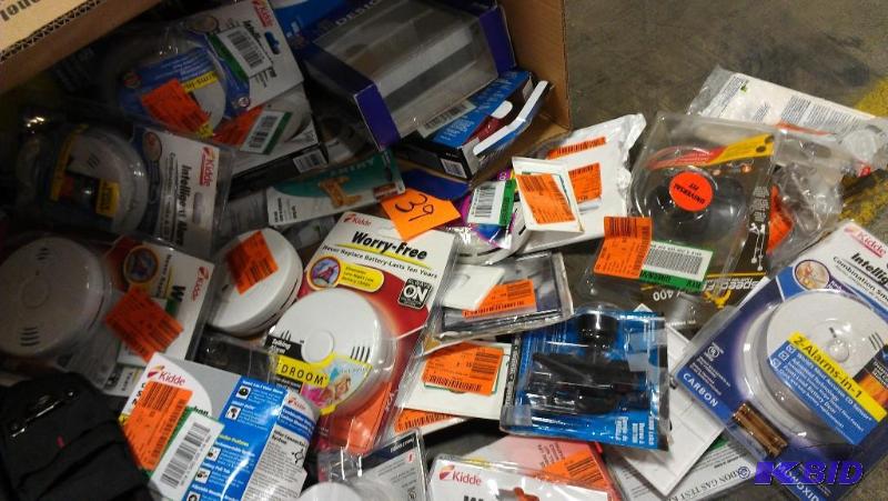 lot 39 image: Fire Smoke and CO2 detectors and alarms. Lots...