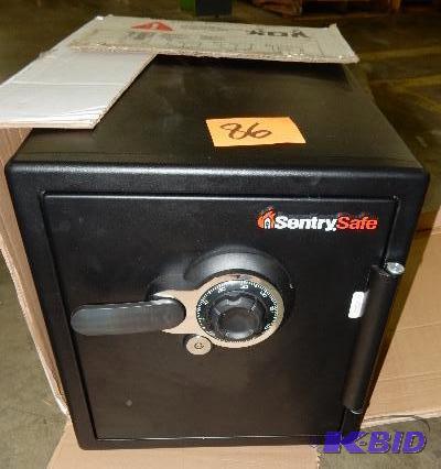 lot 86 image: SEntry Safe