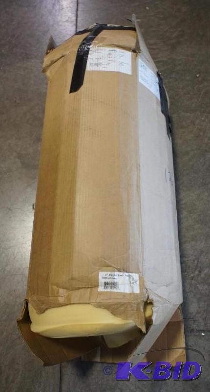 Queen Memory Foam Bed Topper  4&quot thick....