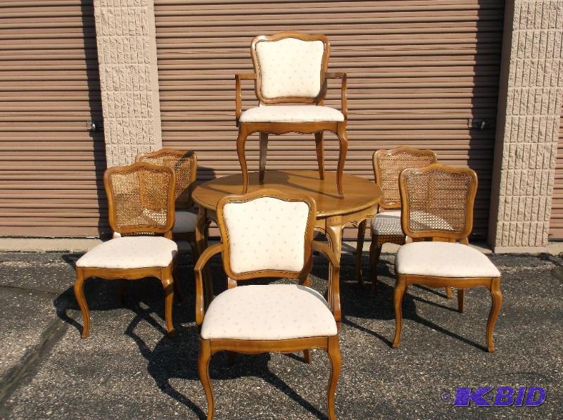 lot 1 image: Beautiful Farcher dinning room table measurin...