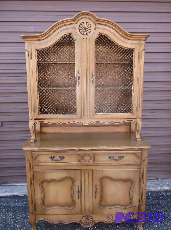lot 2 image: Beautiful vintage Farcher 2 piece buffet hutc...