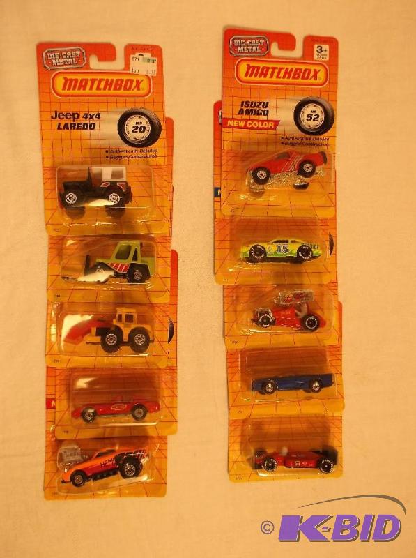 lot 34 image: 10 collectable Matchbox cars new in package....