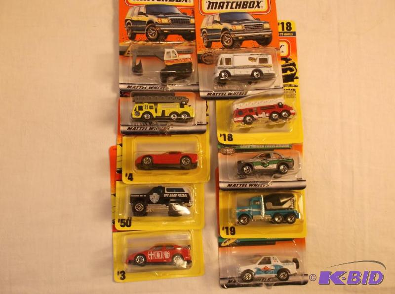 lot 37 image: 10 collectable Matchbox cars new in package....