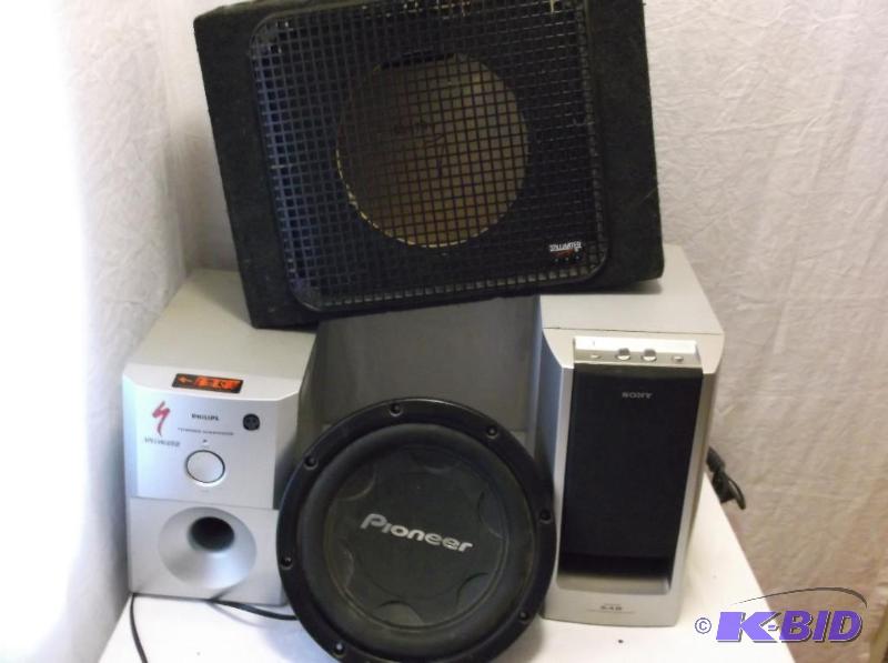 lot 85 image: Lot of speakers Pioneer,Stillwater speaker bo...