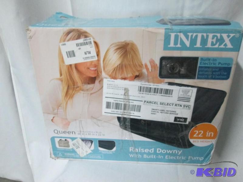 lot 19 image: Intex Queen Raised Airbed