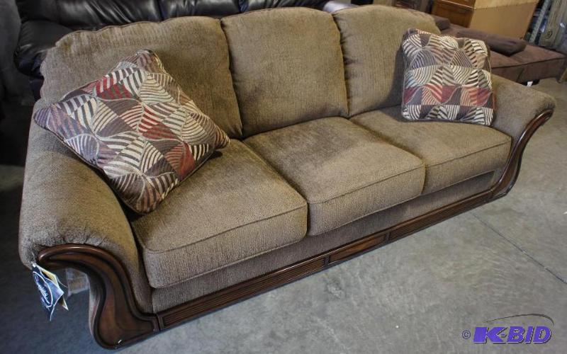 New Ashley Signature Sofa w legs &amp decor...