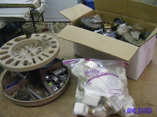 lot 136 image: Box of wheels and casters, tool turn table, b...