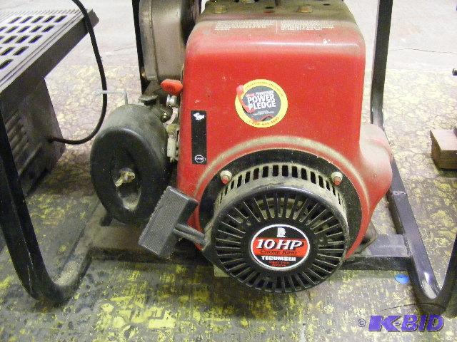 lot 597 image: Coleman Maxa 5000 ER Plus Portable Electric G...