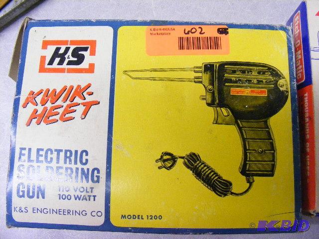 lot 602 image: Electric Soldering Gun, 110 Volt, 100 Watt, M...