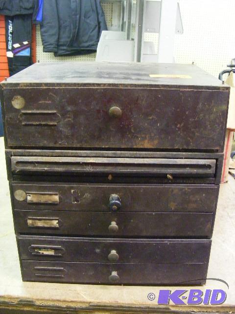 lot 608 image: 6 drawer tool storage box with contents...