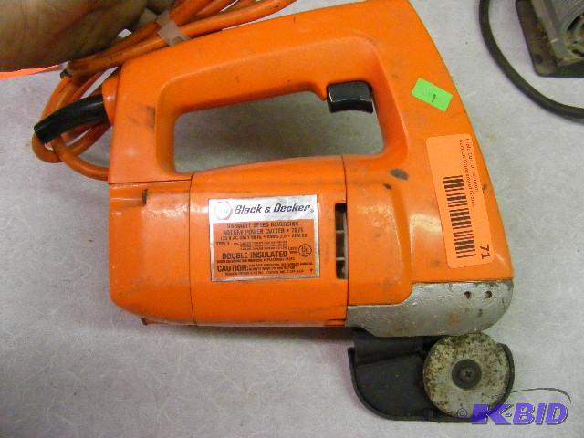 lot 71 image: Black & Decker Variable Speed Reversing R...