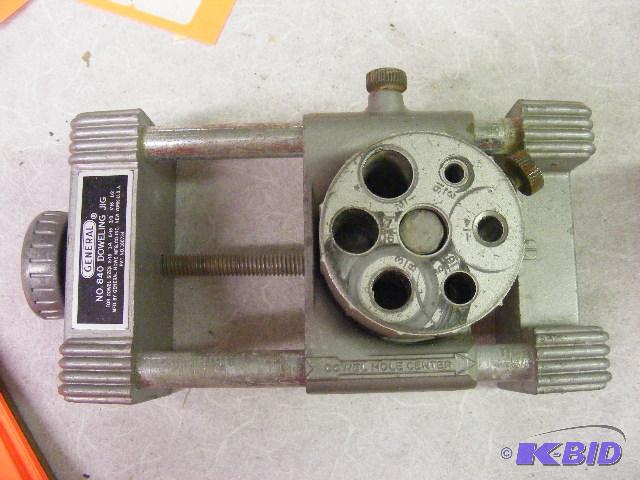 lot 95 image: Two General Doweling Jig for Dowel sizes 316...