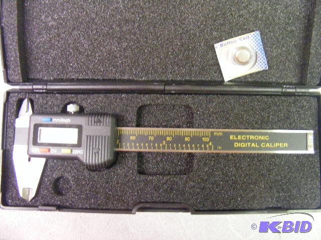 lot 97 image: 4 Electronic Digital Caliper...