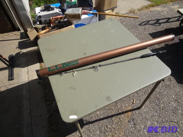 lot 157 image: LL beam Aluminum fishing pole case. Includes ...
