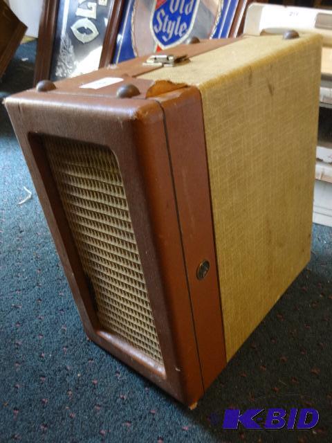 lot 203 image: Model 6-EY-3A RCA record player...
