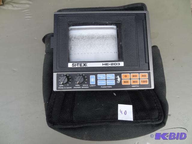 lot 40 image: Sitek HE 203 fish finder. Recorder only...