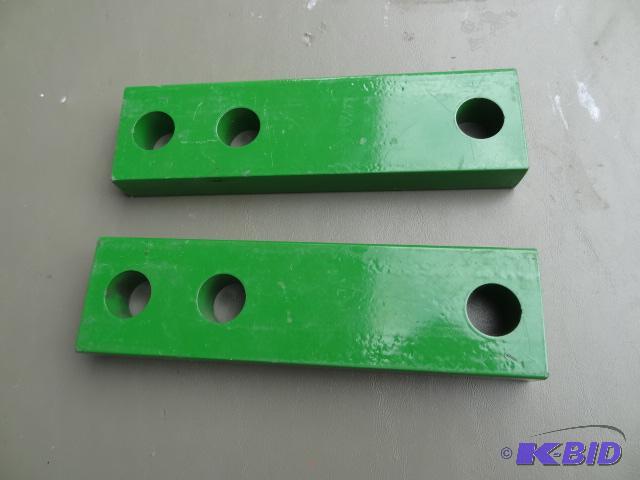 lot 71 image: 50 steel John Deere blocks. 3 hole. 9 x 2.5 x...