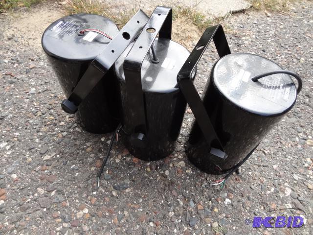 lot 83 image: Qty 3 Valcom V-1013A track speakers...