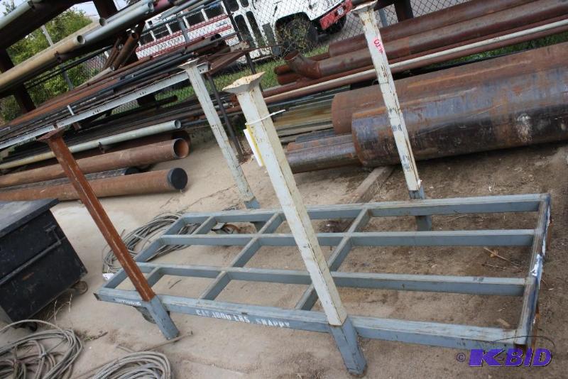 lot 364 image: Metal Framed 2-Wheel Cart Snappy 800185 98&...