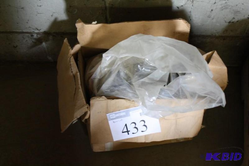 lot 433 image: Box Lot of Miscellaneous Pipe Fittings Fire ...