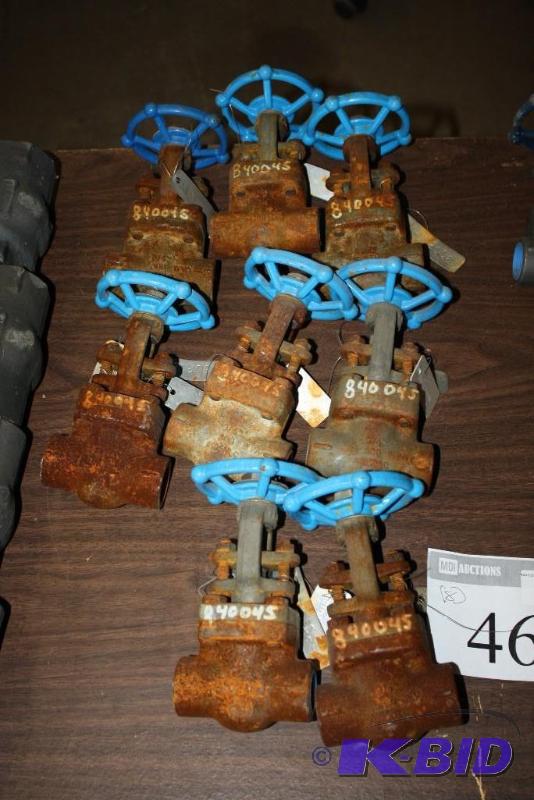 lot 465 image: Lot of (8) Smith Forged Steel Gate Valve 34...