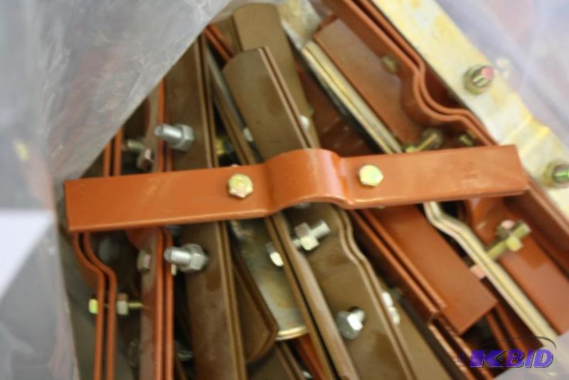 lot 471 image: Bag Lot of Metal Pipe Hangers 12-1 12"...