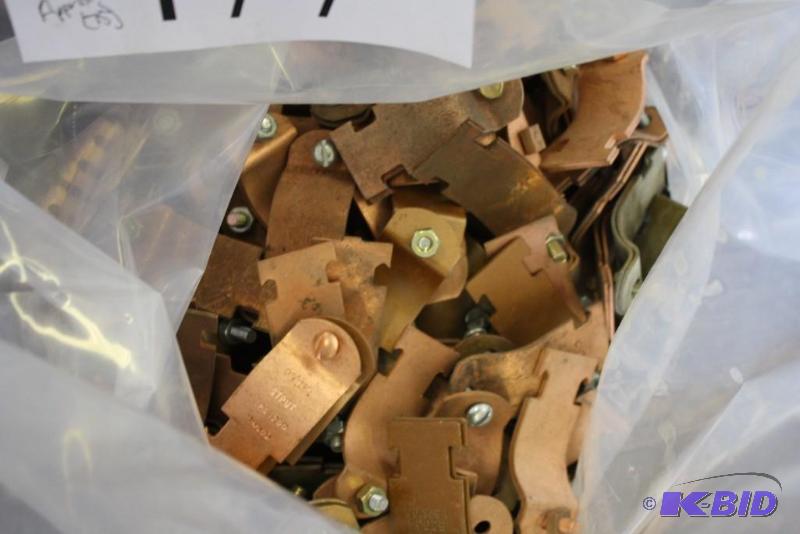 lot 477 image: Bag Lot of Metal Pipe Hangers 1 38", 1...