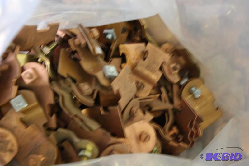 lot 478 image: Bag Lot of Metal Pipe Hangers 34", 78...