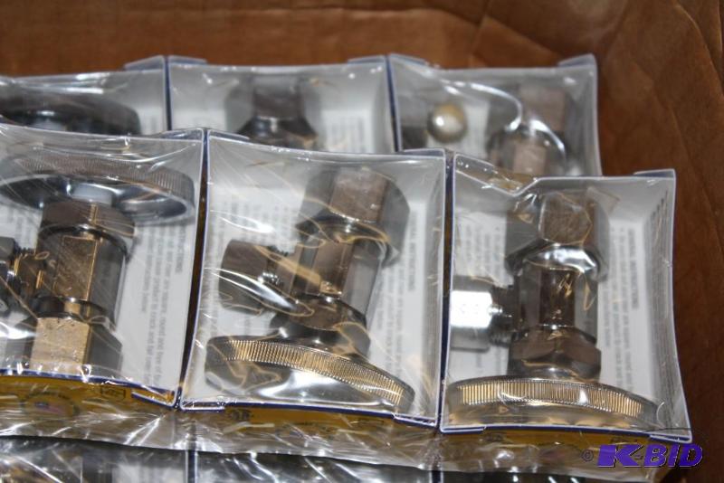 lot 496 image: Box Lot Including Brasscraft Compression Ang...