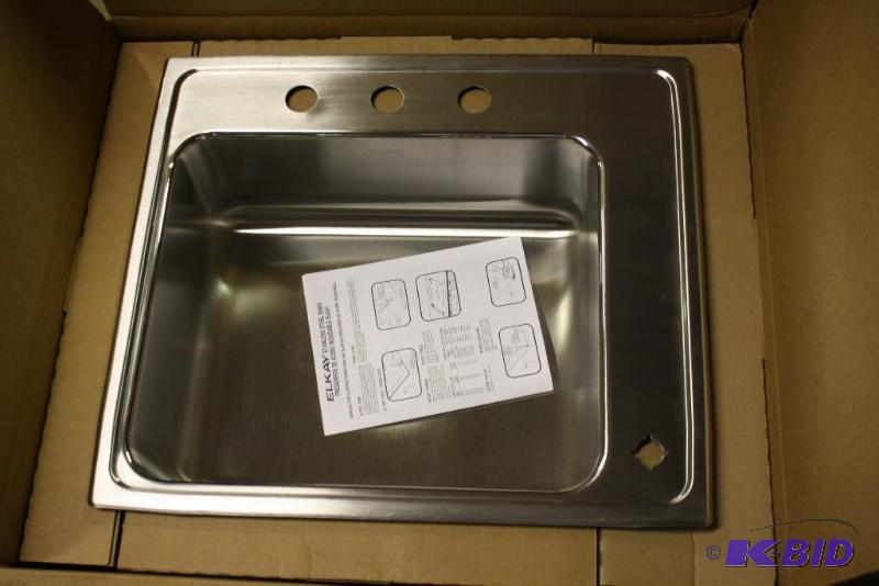 lot 549 image: Elkay Stainless Steel Sink DRKR2522R4 3 Pre...