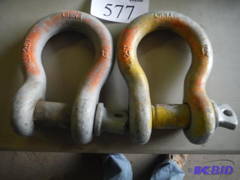 lot 577 image: Lot of (2) Anchor Shackle for Towing Bolt Ty...