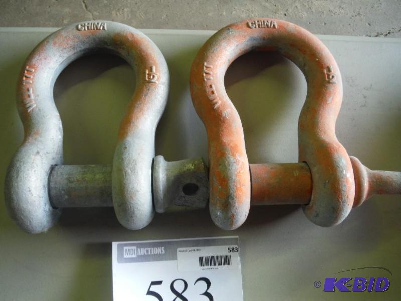 lot 583 image: Lot of (2) Anchor Shackle for Towing Bolt Ty...