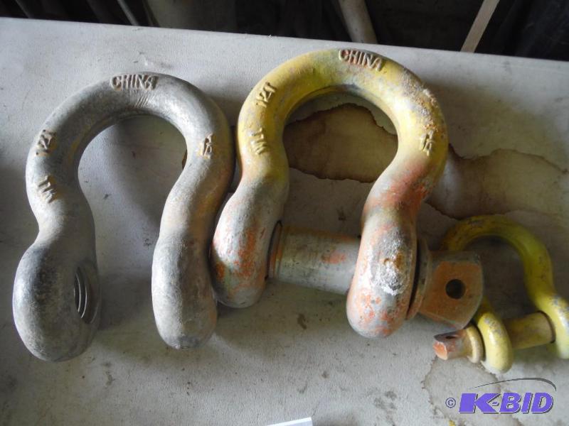 lot 587 image: Lot of (3) Including Anchor Shackle for Towi...