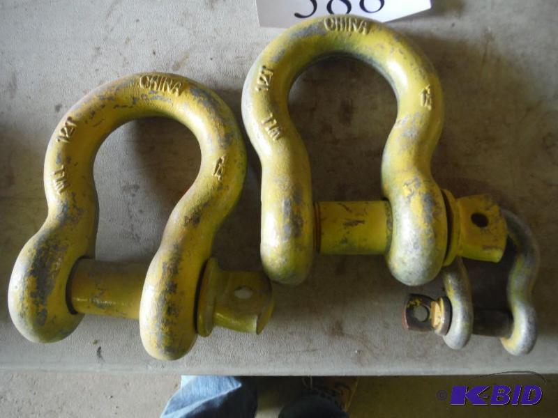 lot 588 image: Lot of (3) Including Anchor Shackle for Towi...