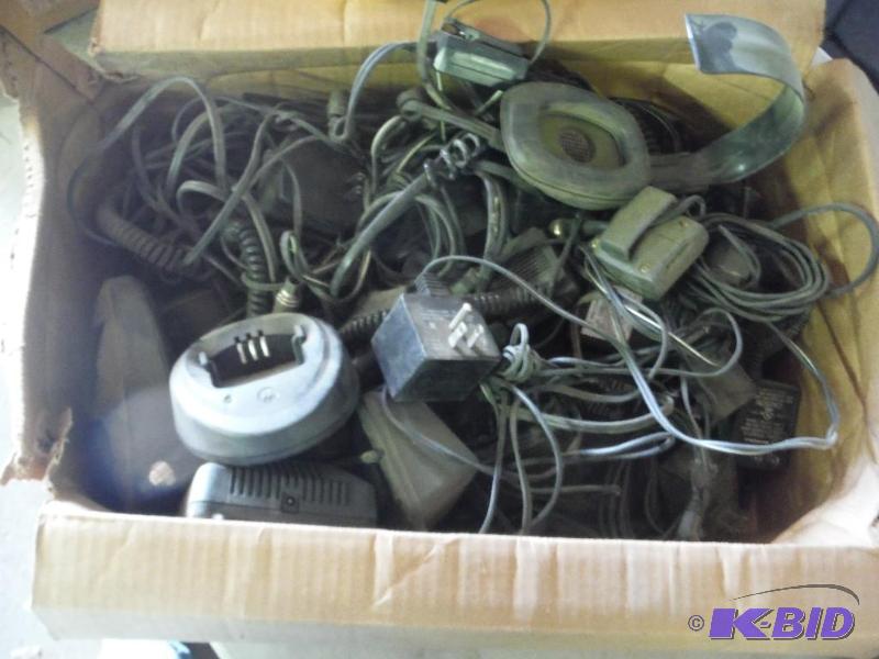 lot 593 image: Box of Miscellaneous Walkie Talkie Parts Incl...