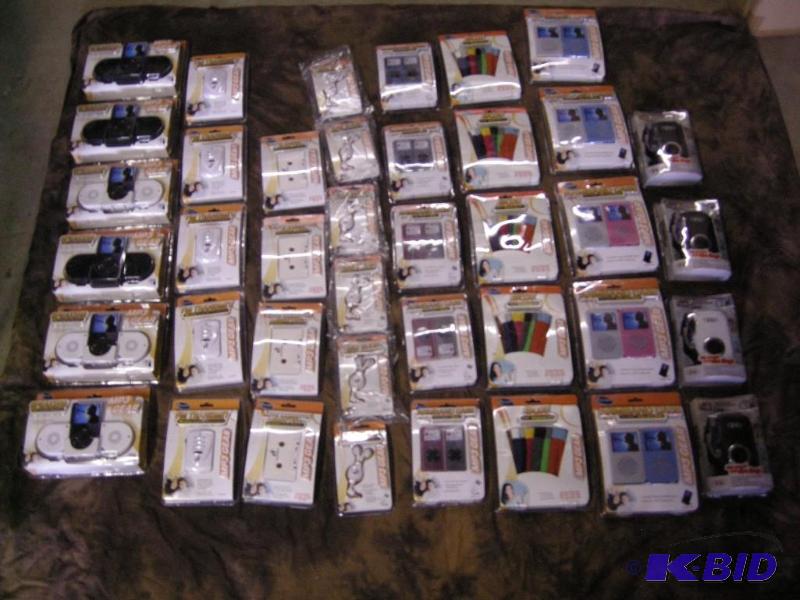 lot 148 image: Case NEW iPod accessories