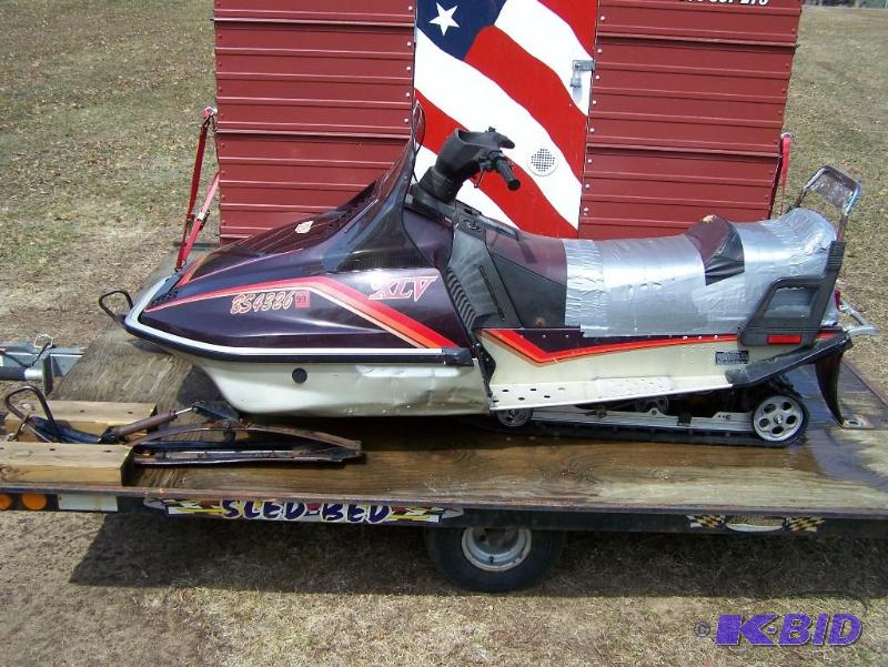 lot 3 image: Yamaha XLV 540cc snowmobile