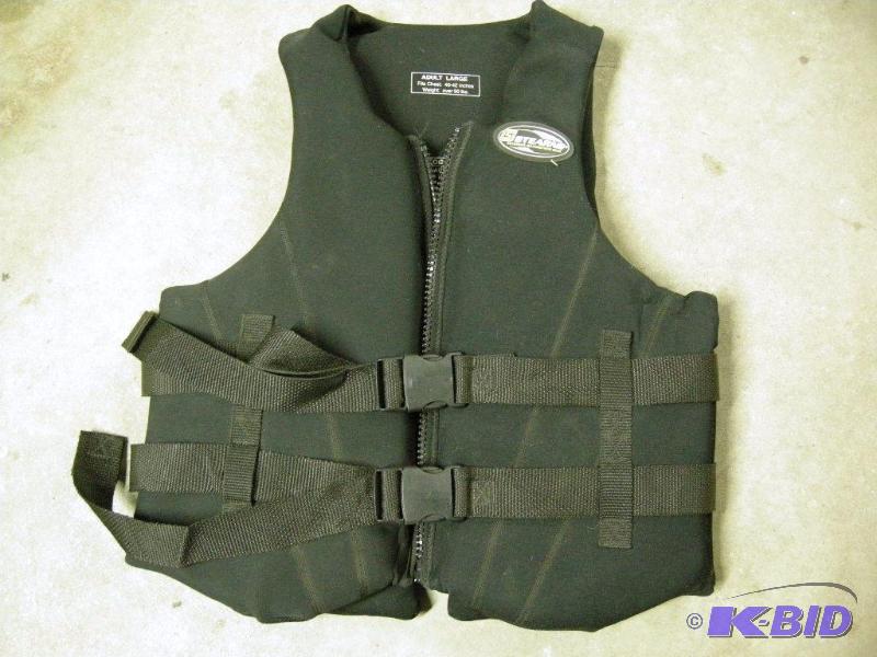 lot 44 image: Stearns life jacket