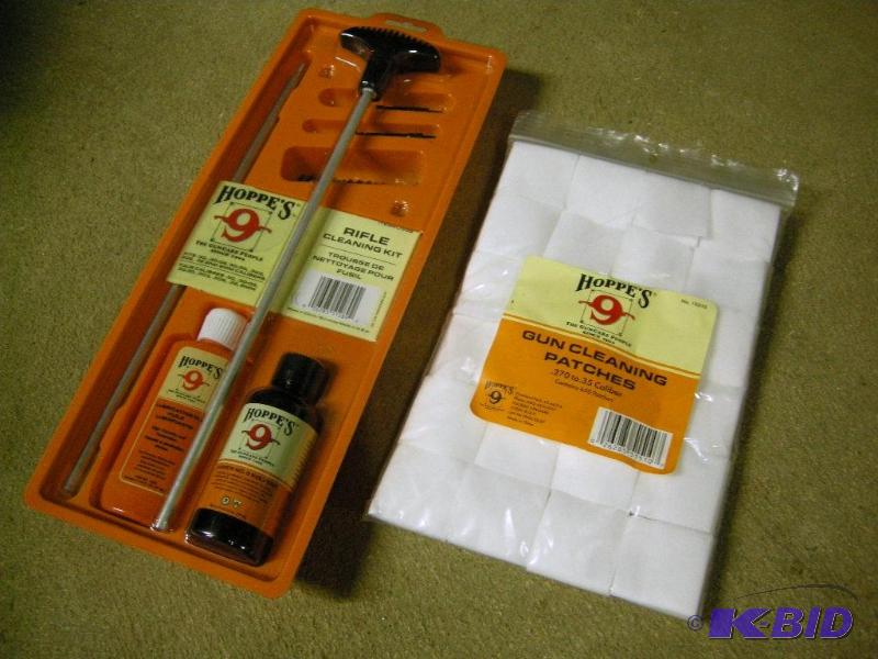 lot 47 image: Hoppes 9 rifle cleaning kit with patches