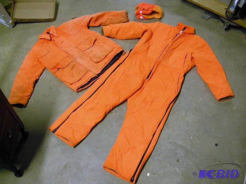 lot 53 image: Blaze orange hunting clothes